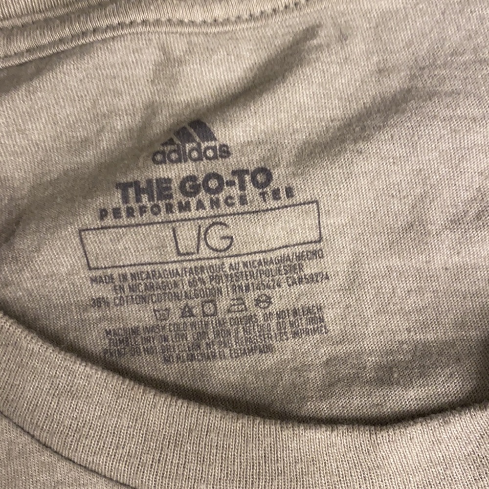 Men’s Adidas shirt - Picture 2 of 3